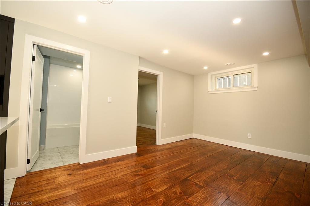 B-118 Taylor Avenue, Cambridge, ON - Indoor Photo Showing Other Room