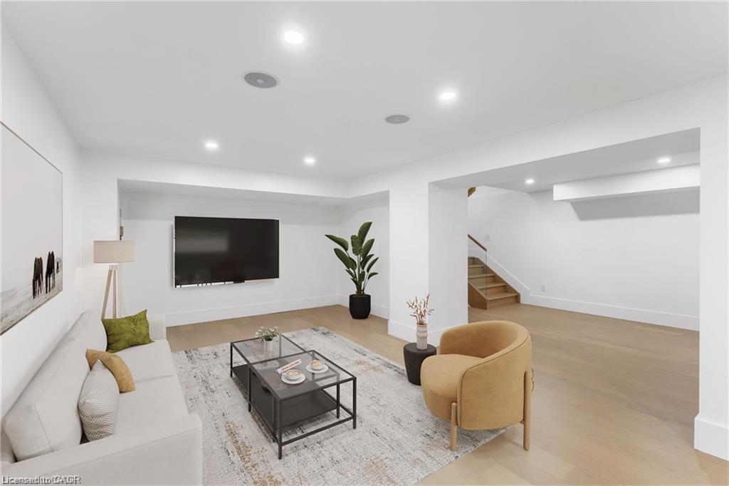 5427 Anthony Place, Burlington, ON - Indoor Photo Showing Living Room