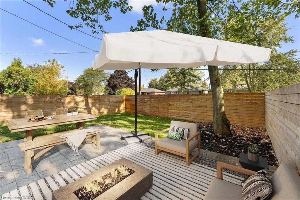 5427 Anthony Place, Burlington, ON - Outdoor With Deck Patio Veranda