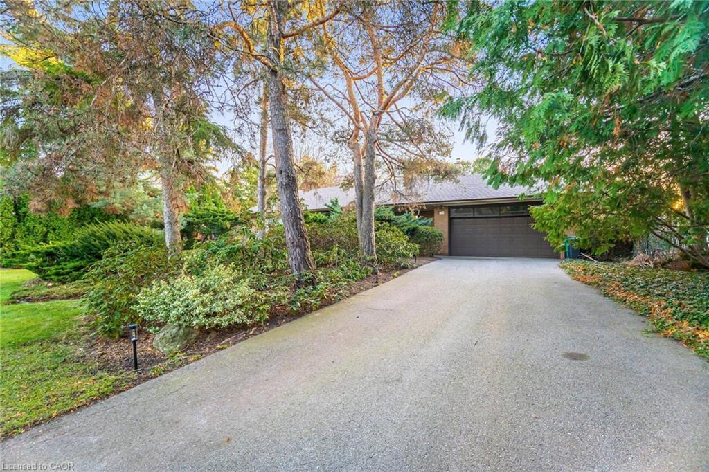 2264 Courrier Lane, Mississauga, ON - Outdoor