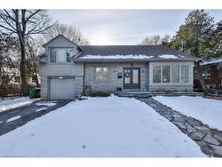 298 Burnhamthorpe Road Toronto, ON M9B 1Z8