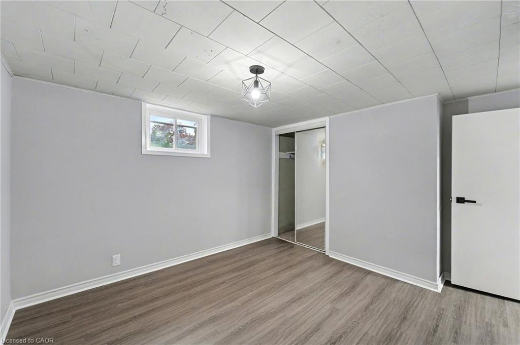 49 Beatrice Street W, Oshawa, ON - Indoor Photo Showing Other Room