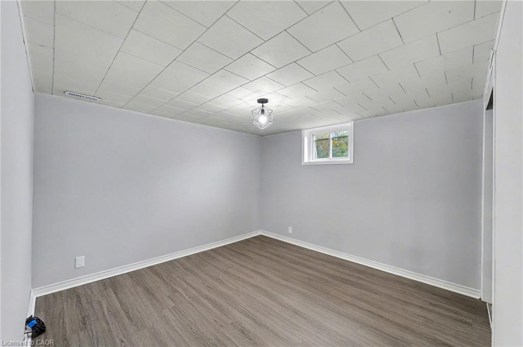 49 Beatrice Street W, Oshawa, ON - Indoor Photo Showing Other Room