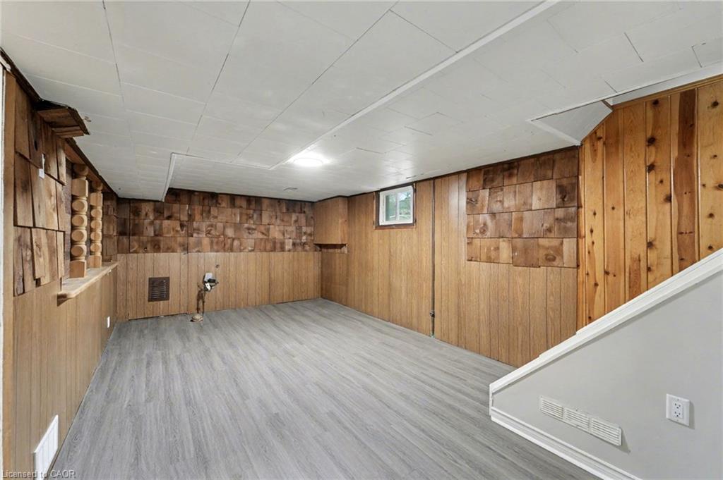 49 Beatrice Street W, Oshawa, ON - Indoor