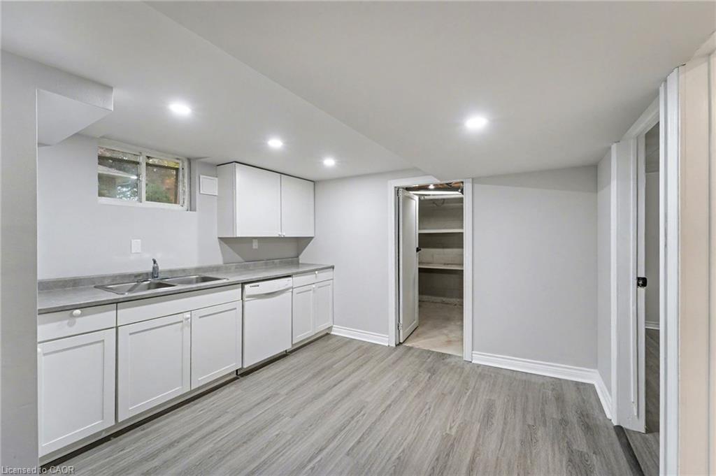 49 Beatrice Street W, Oshawa, ON - Indoor