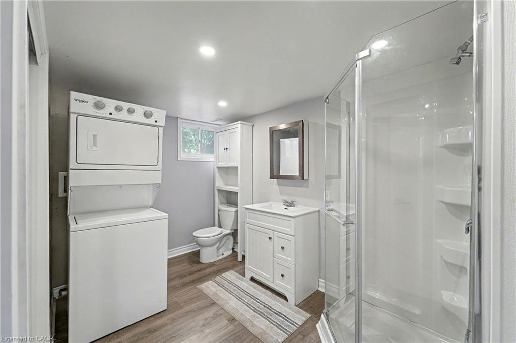 49 Beatrice Street W, Oshawa, ON - Indoor