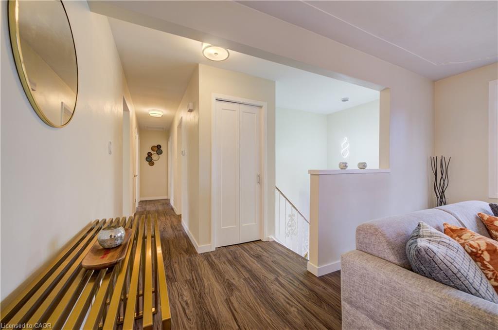 48 Mark Crescent, Cambridge, ON - Indoor