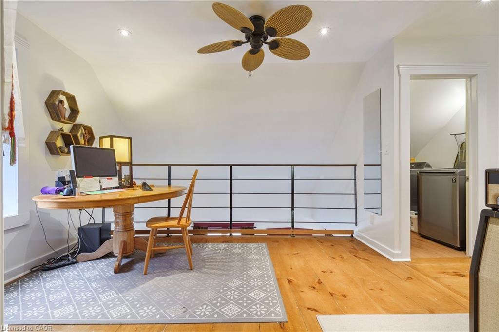 16 Edison Street, Hamilton, ON - Indoor