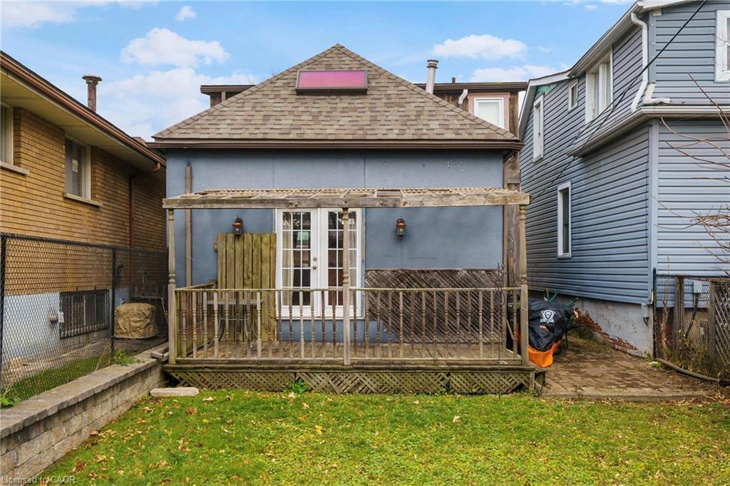 16 Edison Street, Hamilton, ON - Outdoor With Exterior