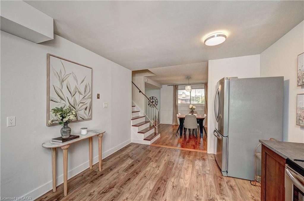 39 Southwood Drive, Kitchener, ON - Indoor