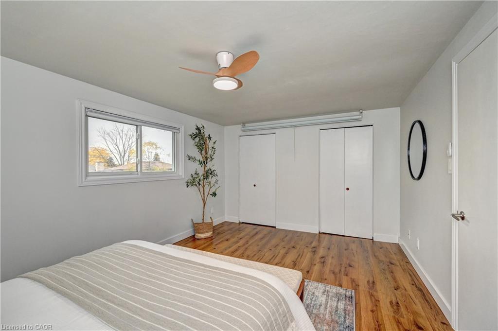 39 Southwood Drive, Kitchener, ON - Indoor Photo Showing Bedroom