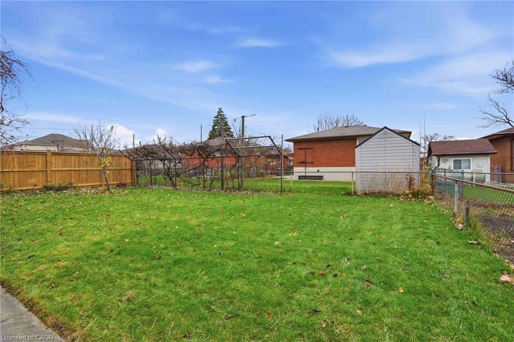 131 Nash Road N, Hamilton, ON - Outdoor