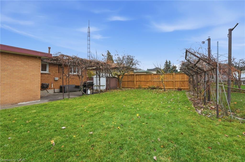 131 Nash Road N, Hamilton, ON - Outdoor