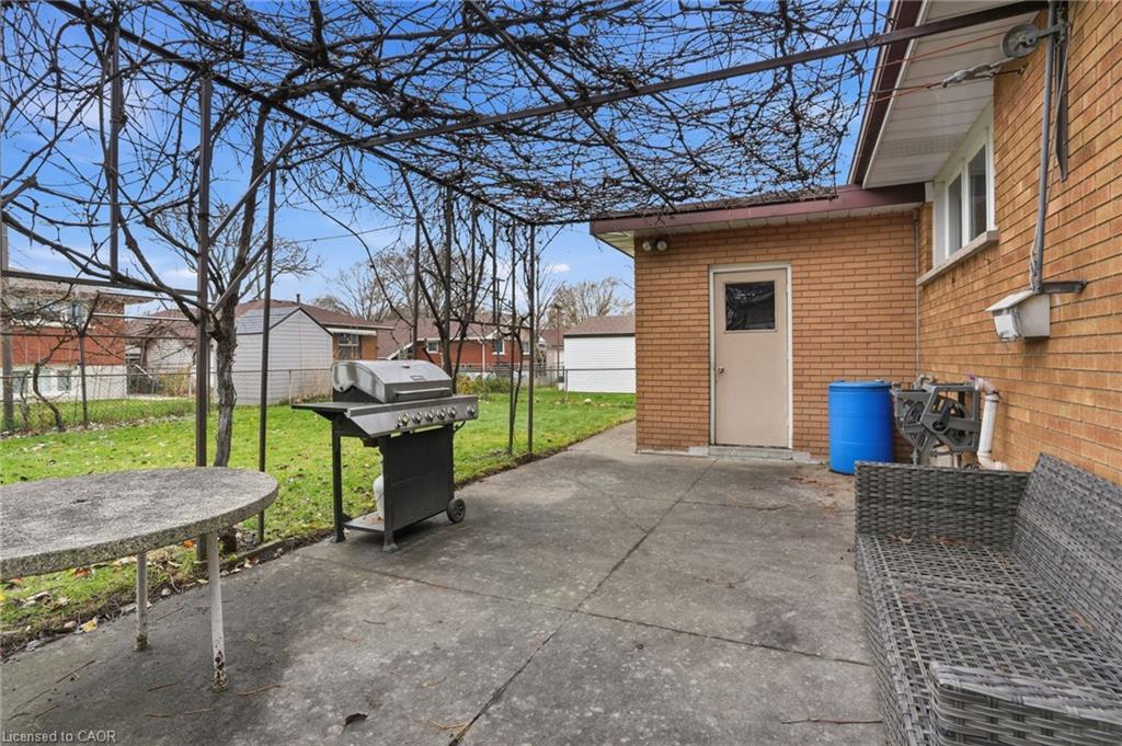 131 Nash Road N, Hamilton, ON - Outdoor