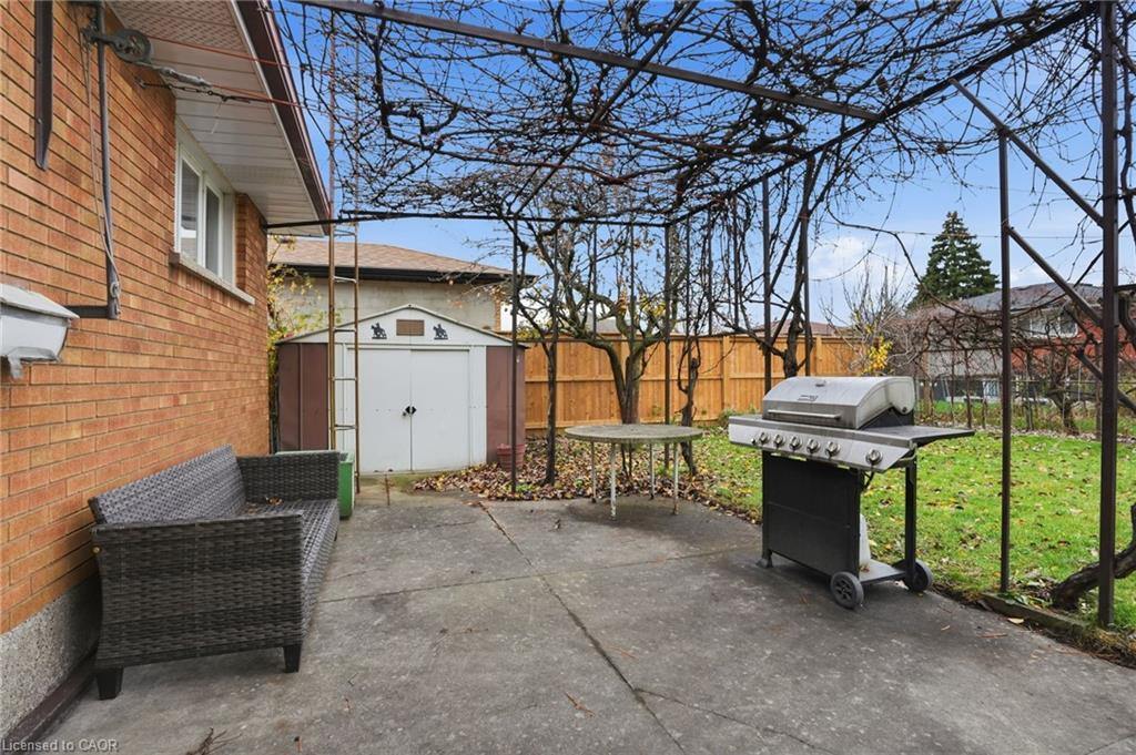 131 Nash Road N, Hamilton, ON - Outdoor