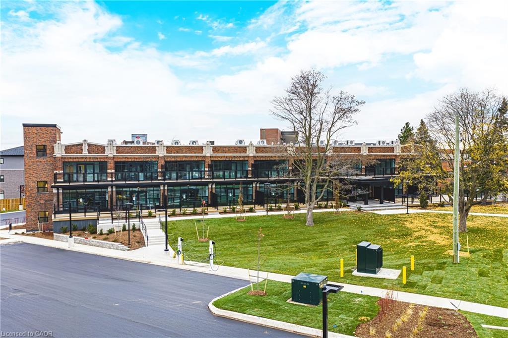105-555 Sanatorium Road, Hamilton, ON - Outdoor With View