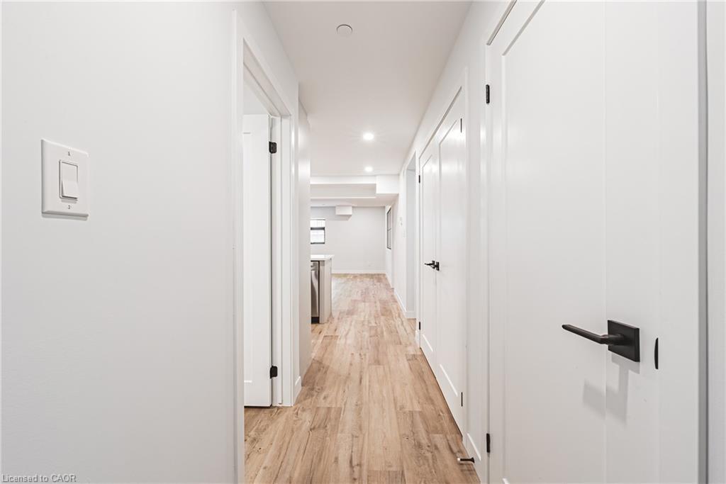 105-555 Sanatorium Road, Hamilton, ON - Indoor Photo Showing Other Room