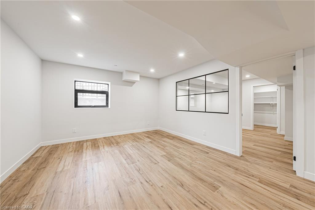 105-555 Sanatorium Road, Hamilton, ON - Indoor