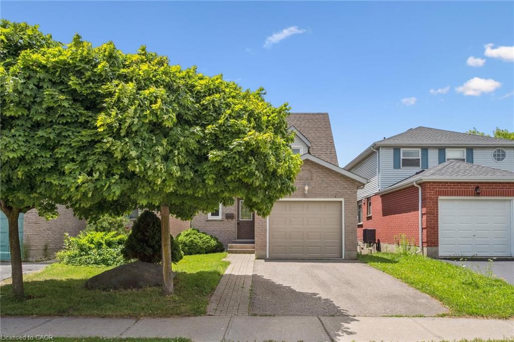 71 Moss Place, Guelph, ON - Outdoor