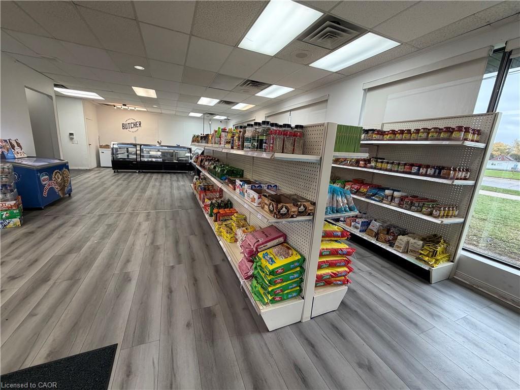 815 Weber Street E, Kitchener, ON