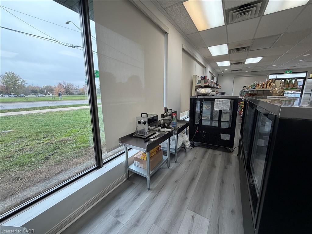 815 Weber Street E, Kitchener, ON