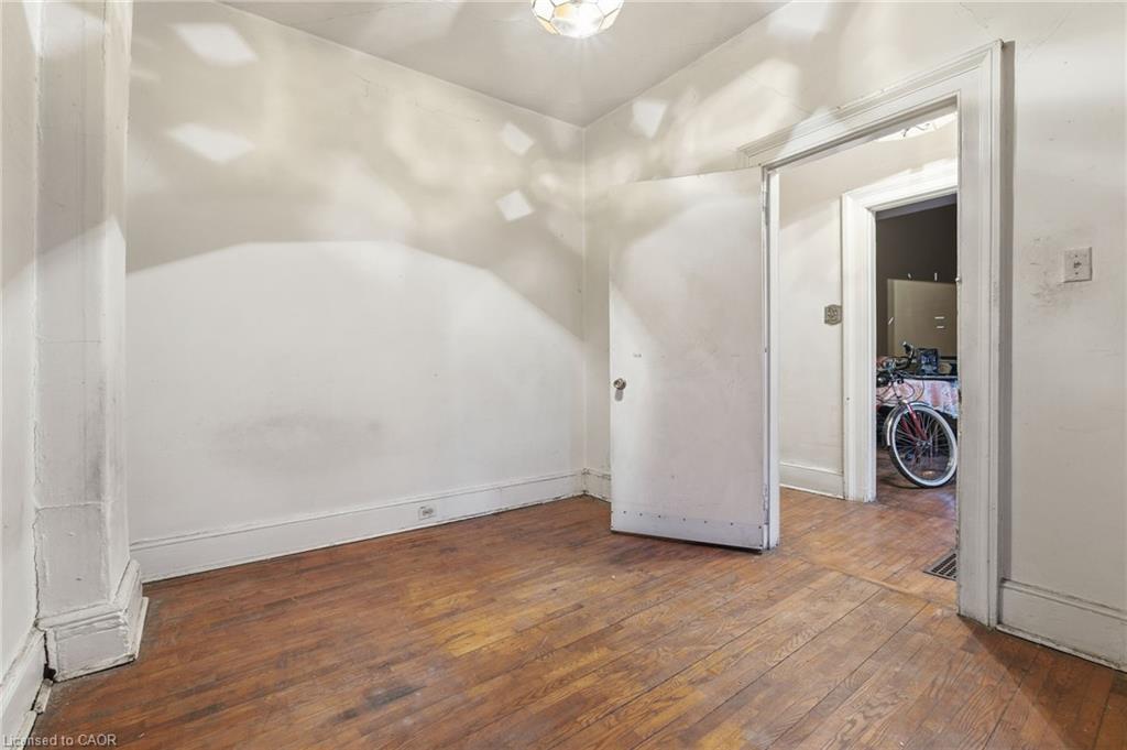 42 Burlington Street E, Hamilton, ON - Indoor