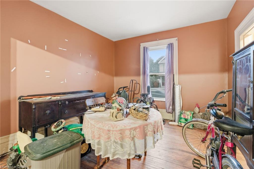 42 Burlington Street E, Hamilton, ON - Indoor Photo Showing Other Room