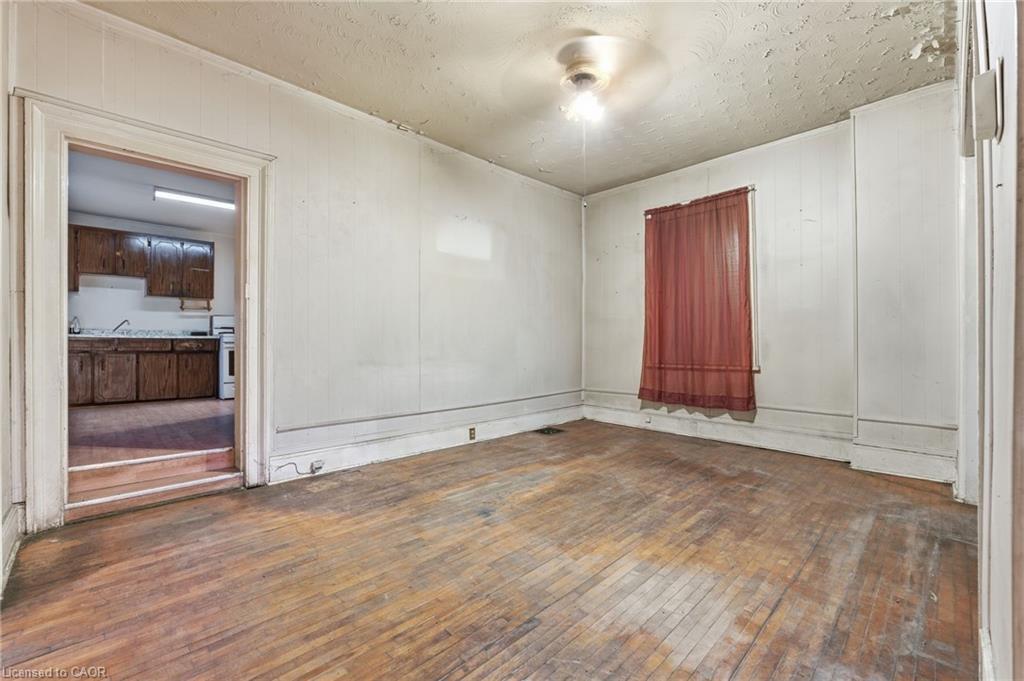 42 Burlington Street E, Hamilton, ON - Indoor Photo Showing Other Room