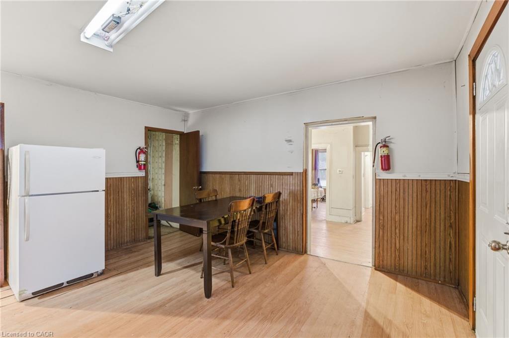 42 Burlington Street E, Hamilton, ON - Indoor Photo Showing Dining Room
