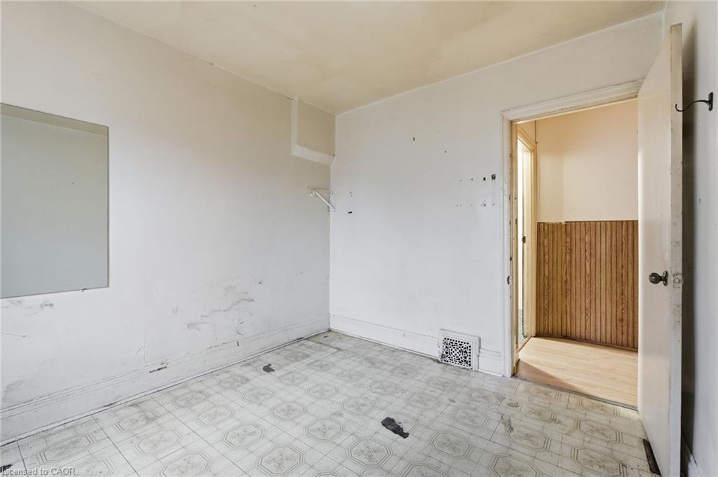 42 Burlington Street E, Hamilton, ON - Photo Showing Other Room