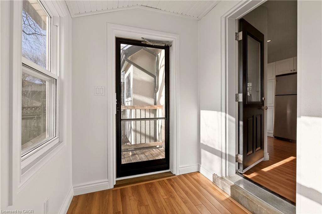 28 Alpine Avenue, Hamilton, ON - Indoor Photo Showing Other Room