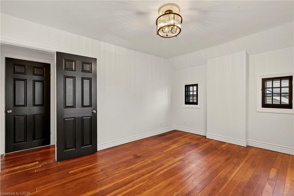 28 Alpine Avenue, Hamilton, ON - Indoor Photo Showing Other Room