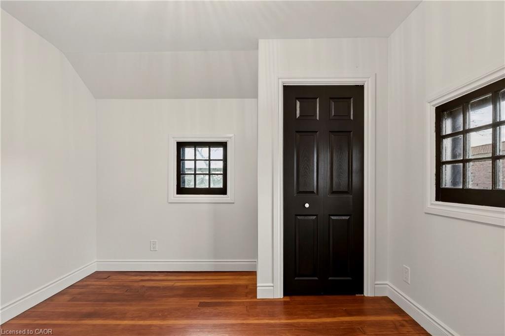 28 Alpine Avenue, Hamilton, ON - Indoor Photo Showing Other Room