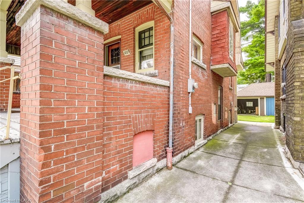 182 Balmoral Avenue S, Hamilton, ON - Outdoor With Exterior