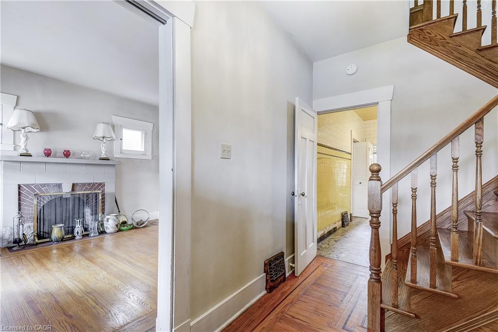 182 Balmoral Avenue S, Hamilton, ON - Indoor Photo Showing Other Room With Fireplace