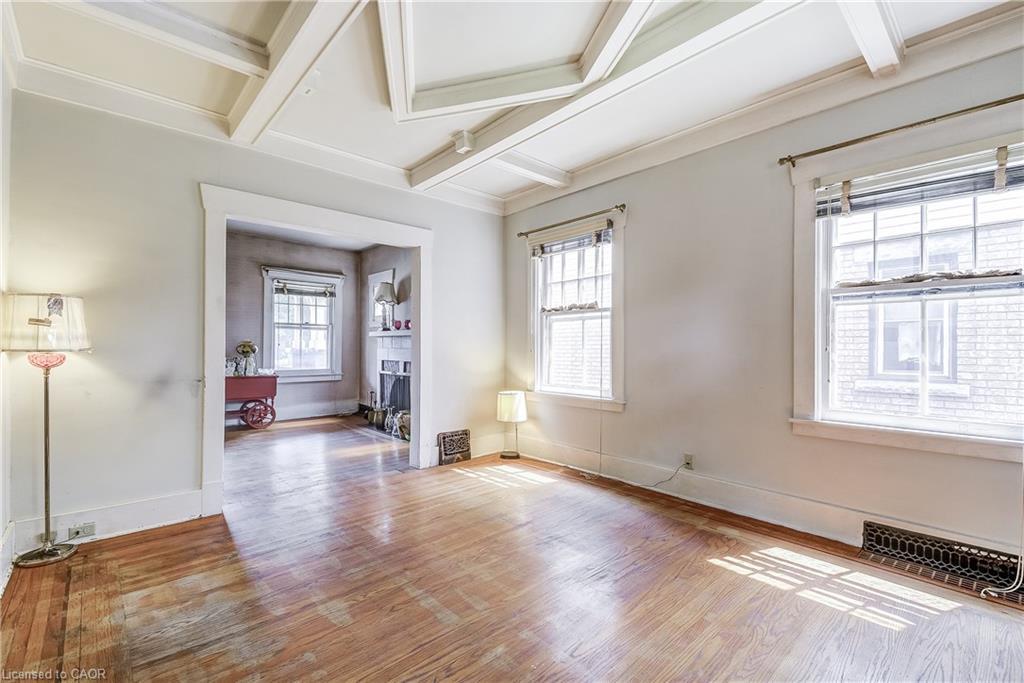 182 Balmoral Avenue S, Hamilton, ON - Indoor Photo Showing Other Room