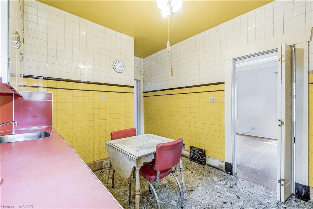 182 Balmoral Avenue S, Hamilton, ON -