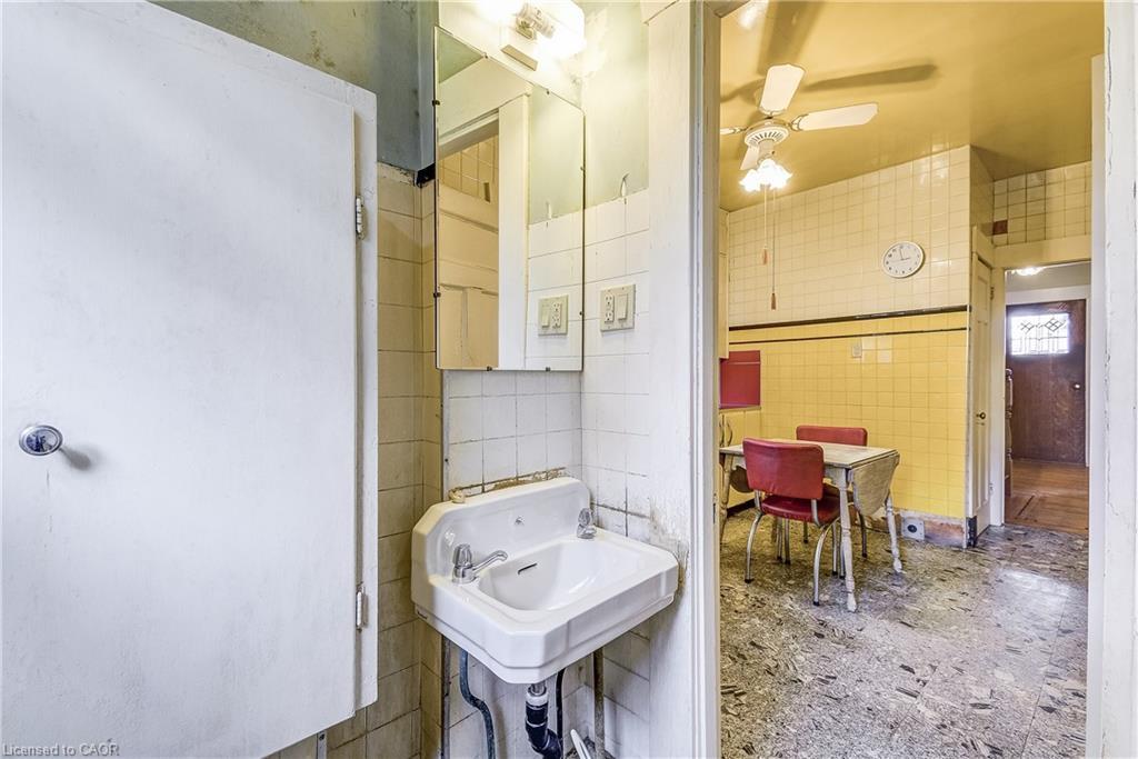 182 Balmoral Avenue S, Hamilton, ON -