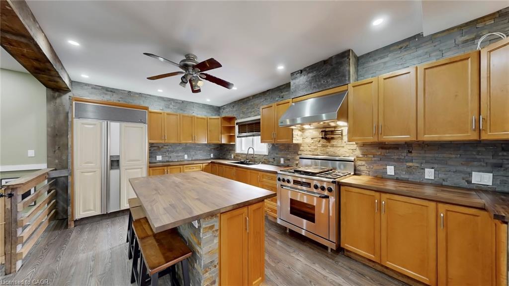 94 Mill Street, Uxbridge, ON - Indoor Photo Showing Kitchen