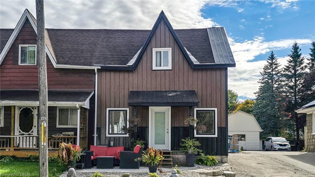 94 Mill Street, Uxbridge, ON - Outdoor With Facade