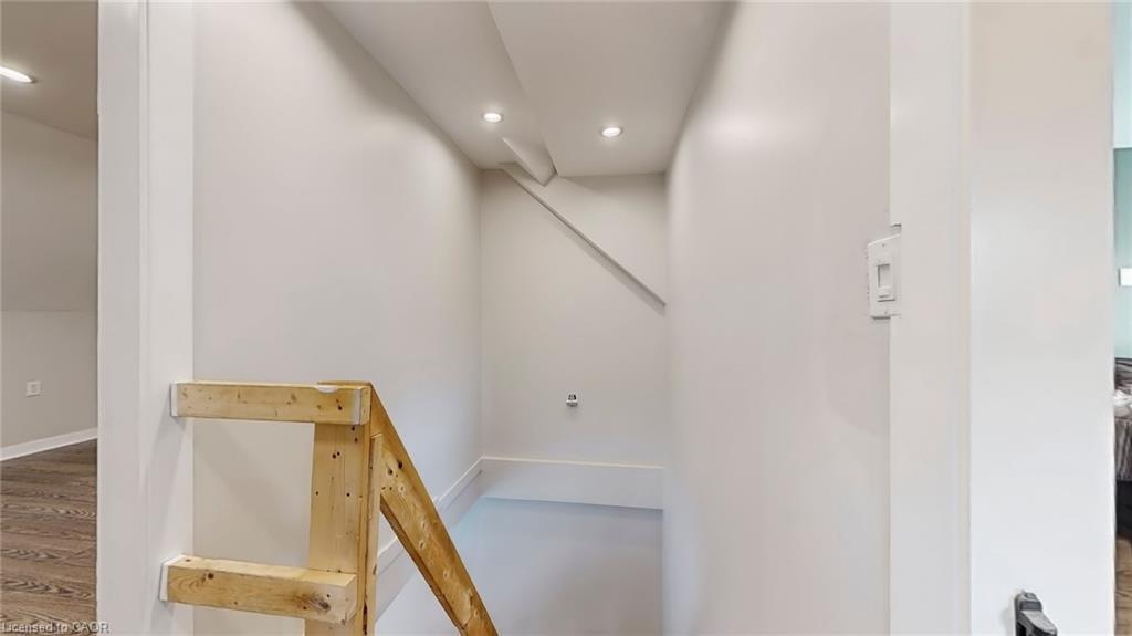 94 Mill Street, Uxbridge, ON - Indoor Photo Showing Other Room