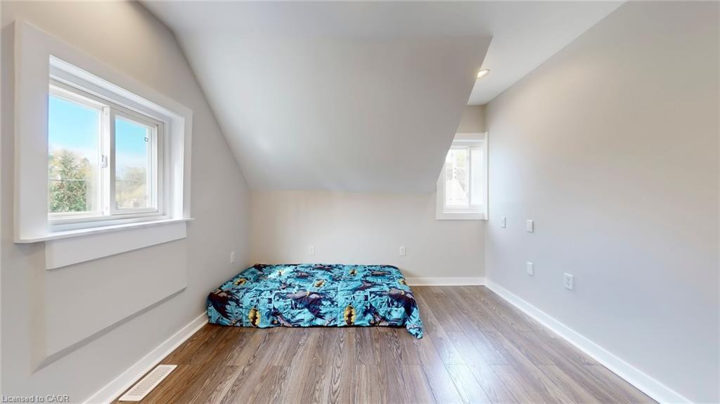 94 Mill Street, Uxbridge, ON - Indoor Photo Showing Bedroom