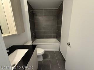 902-2088 James Street, Burlington, ON - Indoor Photo Showing Bathroom