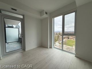 902-2088 James Street, Burlington, ON - Indoor Photo Showing Other Room