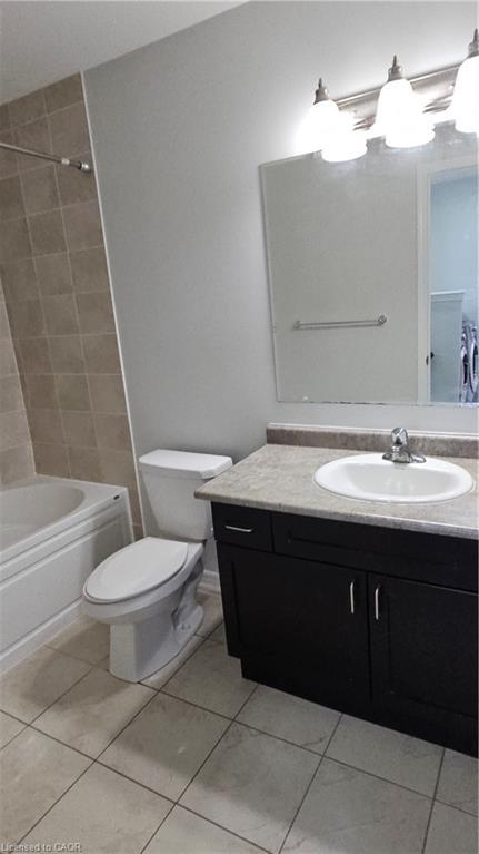 111 Glenvista Drive, Kitchener, ON - Indoor Photo Showing Bathroom