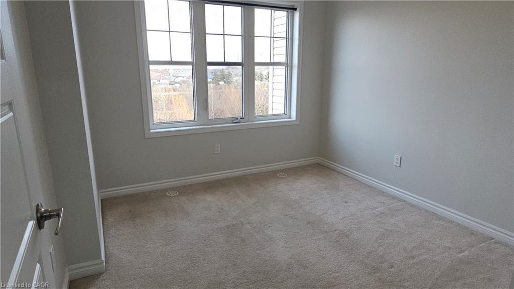 111 Glenvista Drive, Kitchener, ON - Indoor Photo Showing Other Room