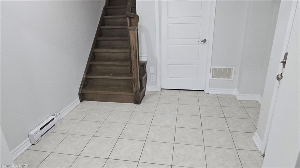 111 Glenvista Drive, Kitchener, ON - Indoor Photo Showing Other Room