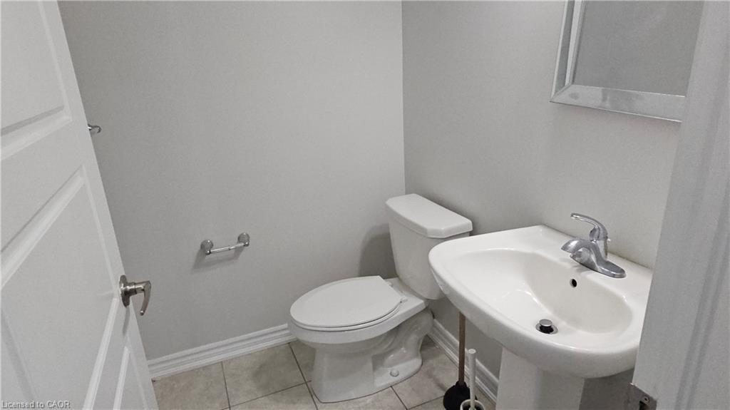 111 Glenvista Drive, Kitchener, ON - Indoor Photo Showing Bathroom