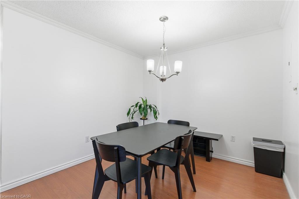 502-222 Jackson Street W, Hamilton, ON - Indoor Photo Showing Dining Room