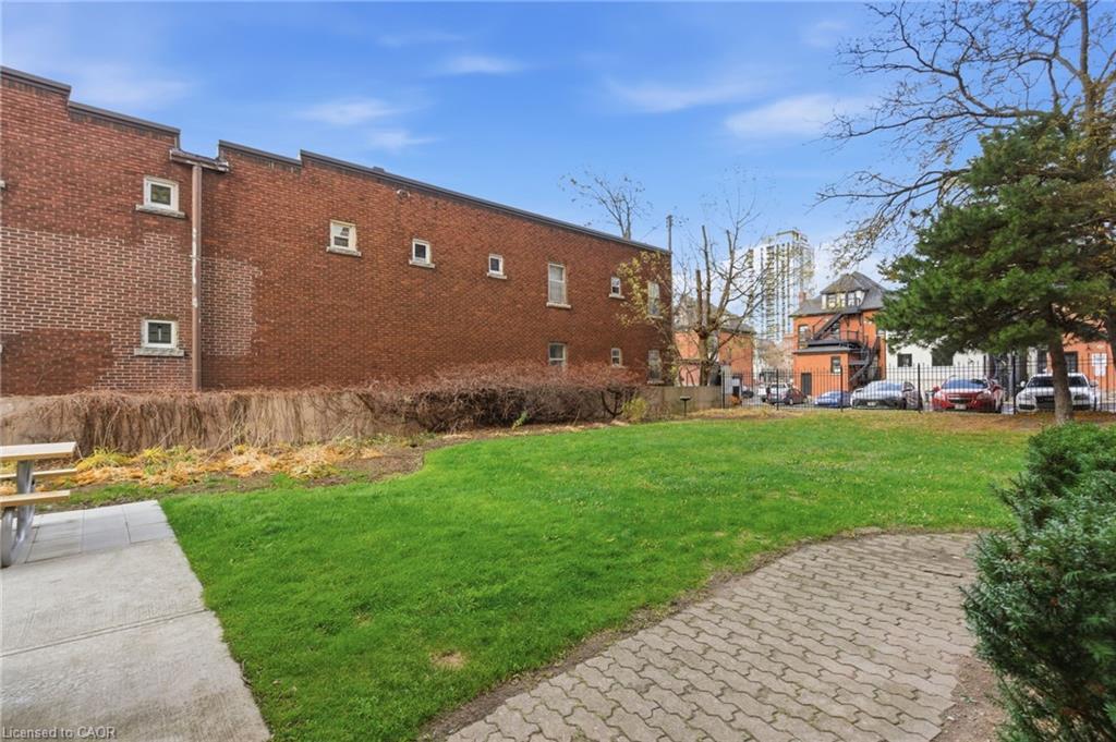 502-222 Jackson Street W, Hamilton, ON - Outdoor